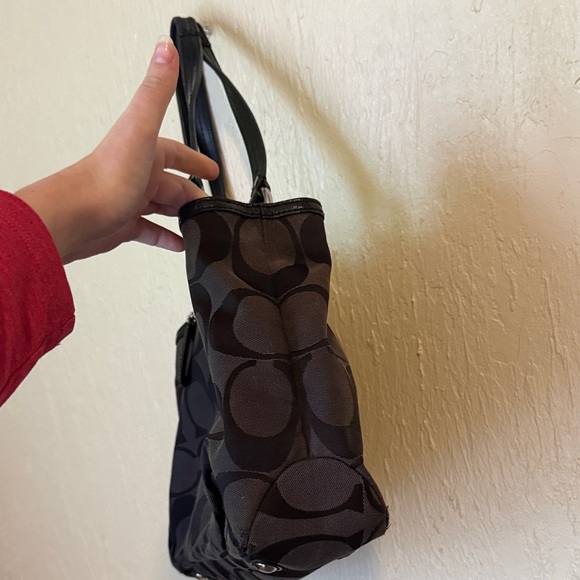 Coach Black Signature Shoulder Bag - Picture 4 of 6